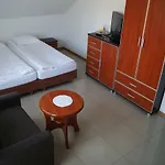 Gosciniec Klejnot 3*