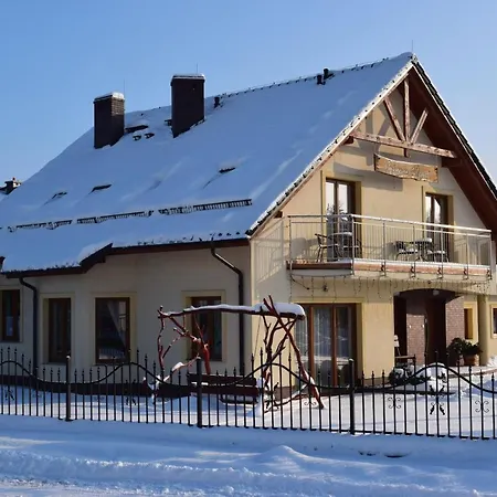 Gosciniec Klejnot Penzion 3*