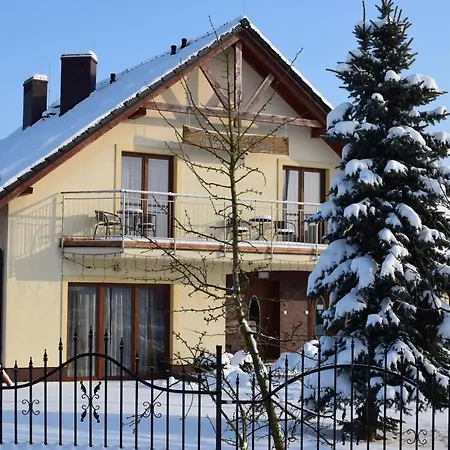 Gosciniec Klejnot Penzion 3*