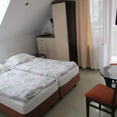 Konukevi Gosciniec Klejnot Borowo