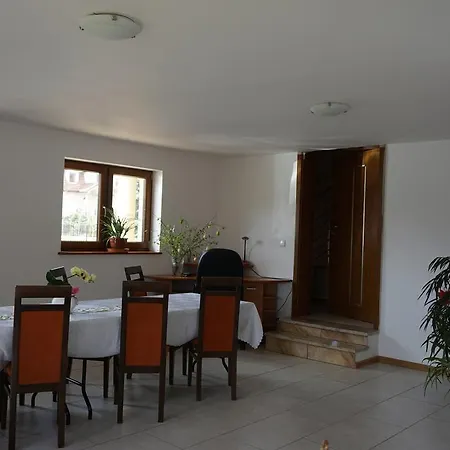 Gosciniec Klejnot Konukevi