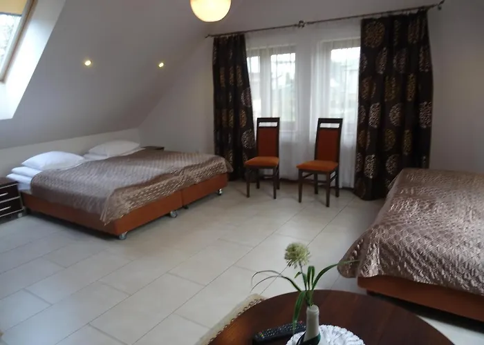 Gosciniec Klejnot Borowo